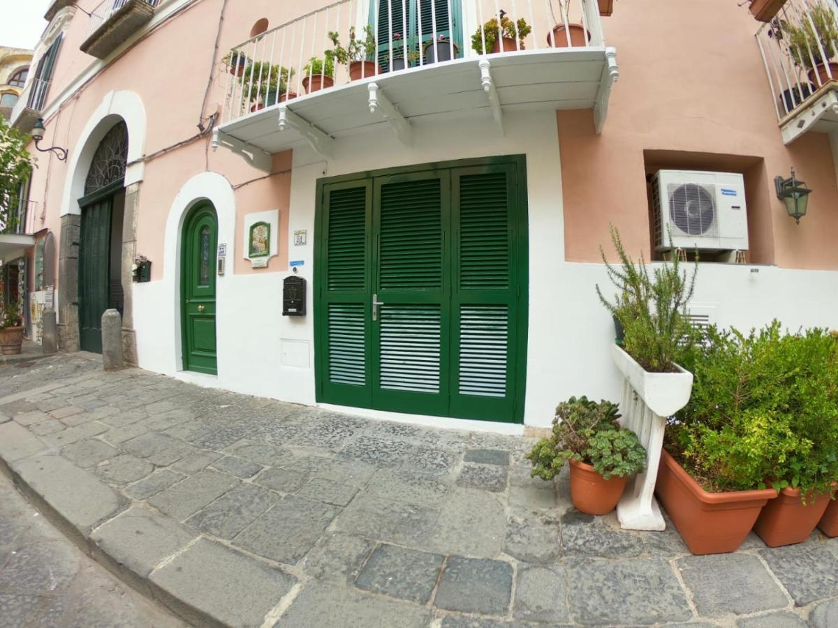 Appartamento Sul Mare Ad Ischia Ponte Extérieur photo